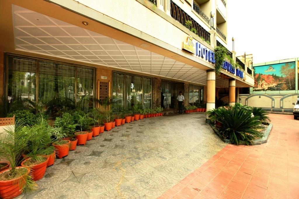 Hotel Brijwasi Royal Mathura Exteriér fotografie