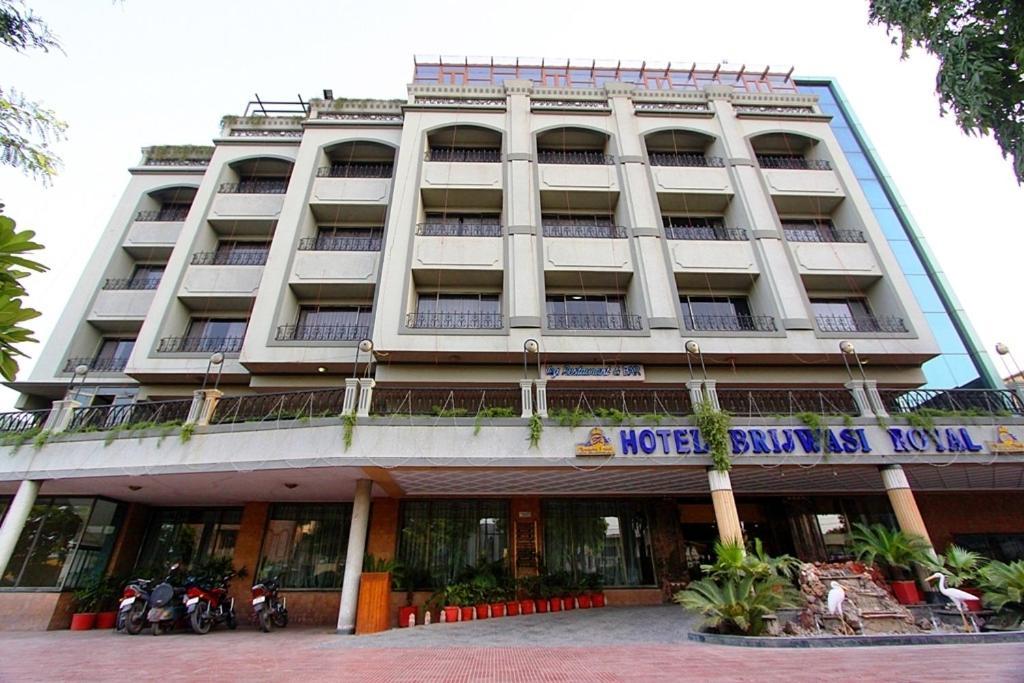 Hotel Brijwasi Royal Mathura Exteriér fotografie